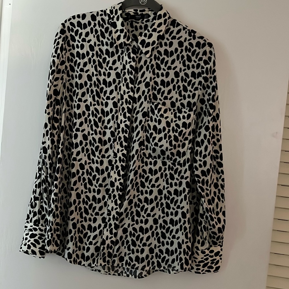 MNG BASICS ANIMAL PRINT SHIRT EUC